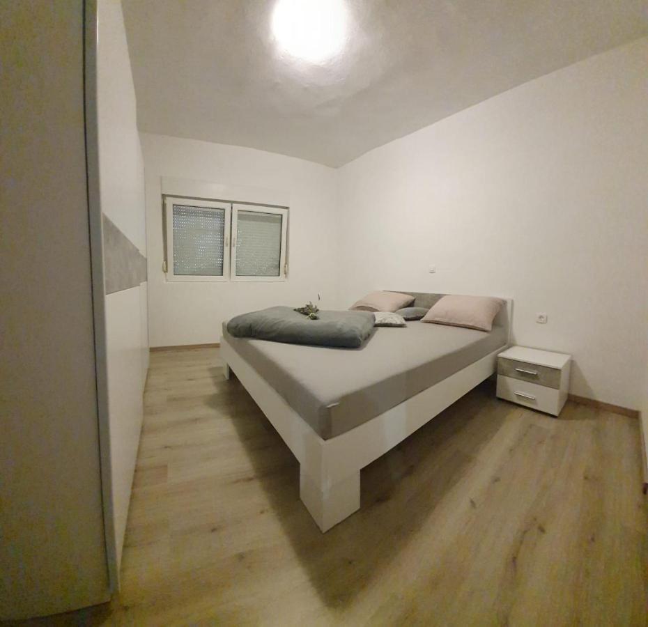 Apartman Skolj Jovici  Exterior photo